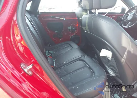 2017 Audi A3 Premium из США, поврежденный, VIN WAUB8GFF1H1068199